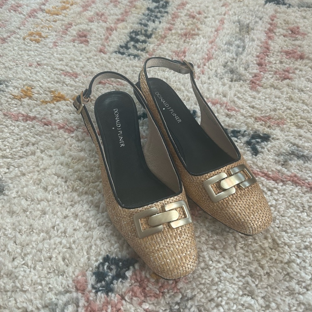 Donald J Pliner Natural Selma Slingback Woven Rafiaโ Pumps 7.5